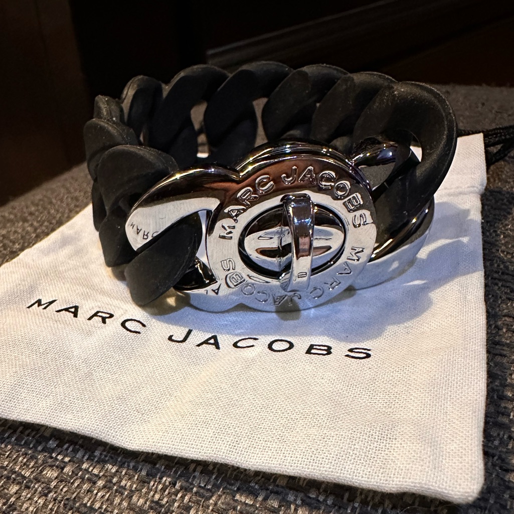 Marc Jacobs Black Chunky Turn Lock Chain Bracelet With Silver Logo 60$